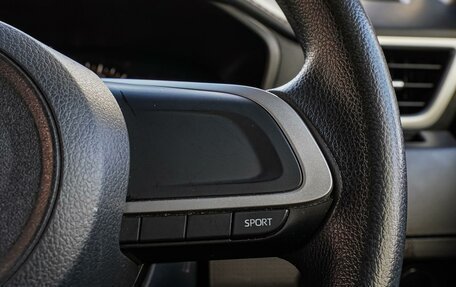 Toyota Roomy I, 2021 год, 1 380 000 рублей, 18 фотография