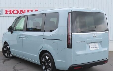 Honda Stepwgn, 2022 год, 1 850 000 рублей, 5 фотография