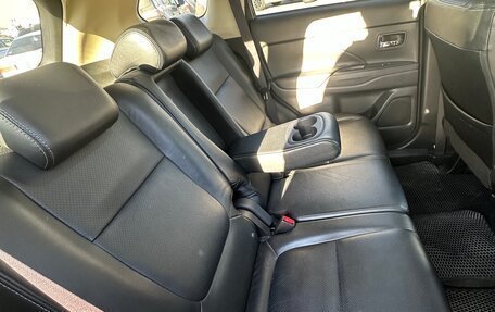 Mitsubishi Outlander III рестайлинг 3, 2017 год, 1 650 000 рублей, 14 фотография