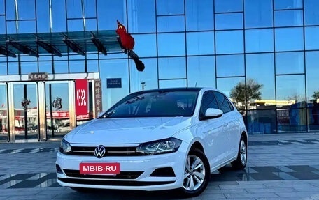 Volkswagen Polo, 2022 год, 974 555 рублей, 2 фотография