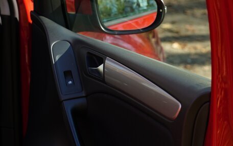 Volkswagen Golf VI, 2010 год, 900 000 рублей, 9 фотография