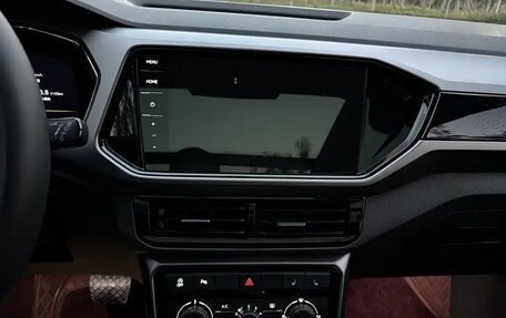 Volkswagen T-Cross I, 2021 год, 1 420 555 рублей, 12 фотография