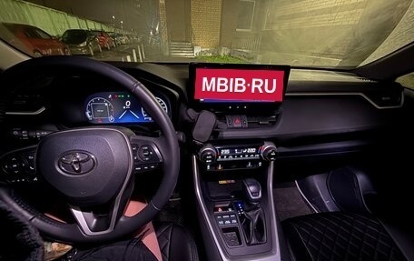 Toyota RAV4, 2023 год, 4 690 000 рублей, 20 фотография