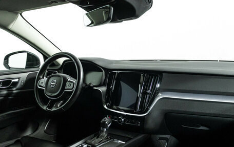 Volvo V60 II, 2019 год, 2 399 777 рублей, 9 фотография