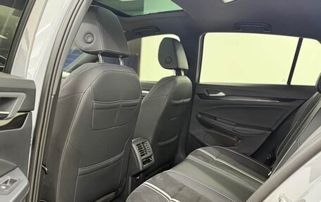 Volkswagen Golf VIII, 2022 год, 1 950 001 рублей, 4 фотография