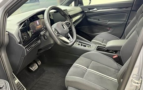 Volkswagen Golf VIII, 2022 год, 1 950 001 рублей, 3 фотография