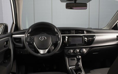 Toyota Corolla, 2014 год, 1 220 000 рублей, 6 фотография