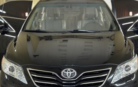 Toyota Camry, 2010 год, 1 200 000 рублей, 2 фотография