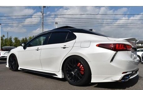 Toyota Camry, 2023 год, 3 900 000 рублей, 4 фотография