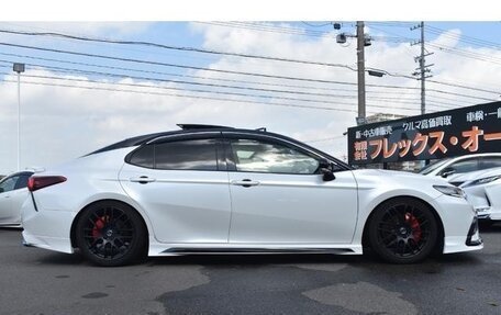 Toyota Camry, 2023 год, 3 900 000 рублей, 7 фотография