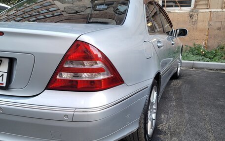 Mercedes-Benz C-Класс, 2006 год, 1 200 000 рублей, 8 фотография