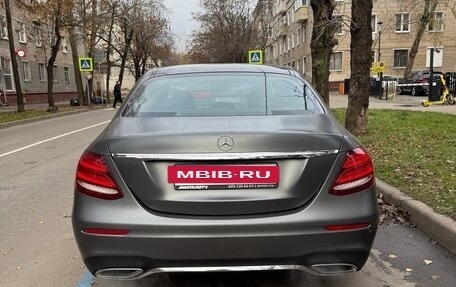 Mercedes-Benz E-Класс, 2016 год, 3 400 000 рублей, 4 фотография