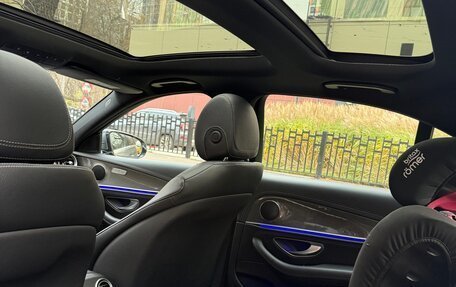 Mercedes-Benz E-Класс, 2016 год, 3 400 000 рублей, 9 фотография