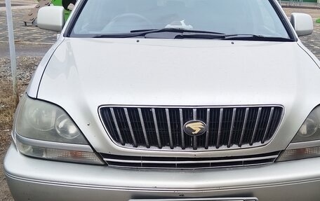 Toyota Harrier, 2000 год, 850 000 рублей, 2 фотография