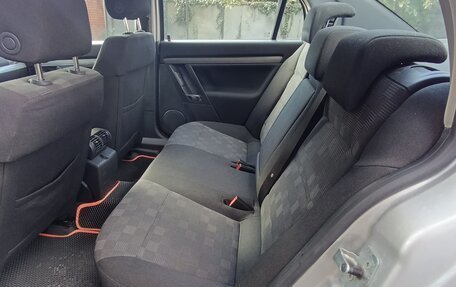 Opel Vectra C рестайлинг, 2005 год, 785 000 рублей, 10 фотография