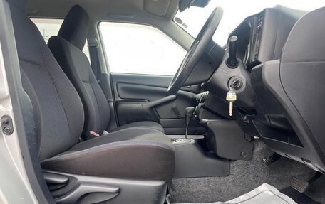 Toyota Probox I, 2021 год, 1 030 000 рублей, 13 фотография