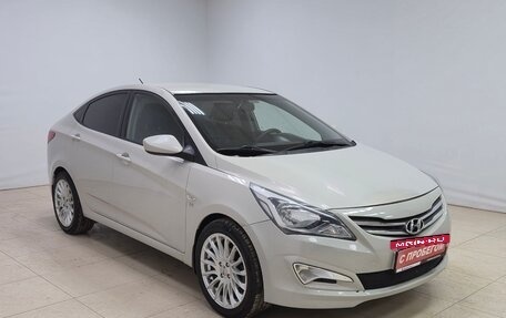 Hyundai Solaris II рестайлинг, 2015 год, 876 000 рублей, 3 фотография