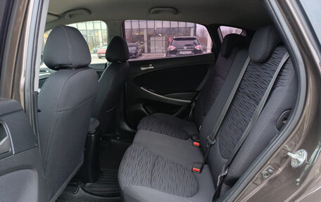 Hyundai Solaris II рестайлинг, 2015 год, 951 000 рублей, 15 фотография