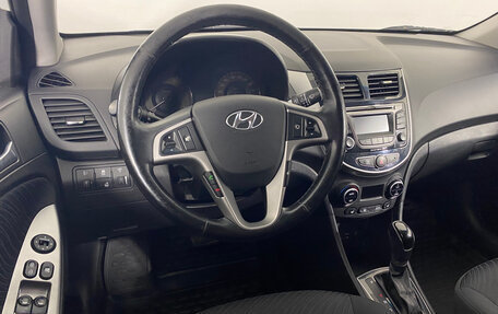 Hyundai Solaris II рестайлинг, 2016 год, 998 000 рублей, 10 фотография