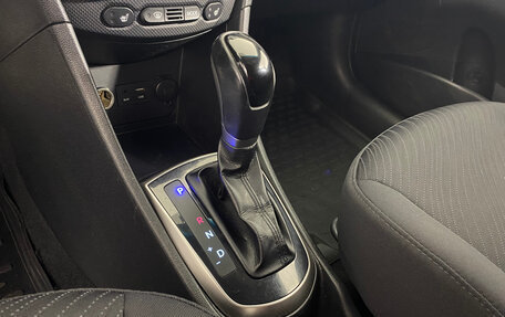 Hyundai Solaris II рестайлинг, 2016 год, 998 000 рублей, 11 фотография