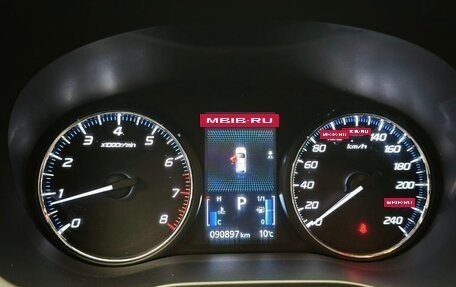 Mitsubishi Outlander III рестайлинг 3, 2020 год, 2 200 000 рублей, 23 фотография