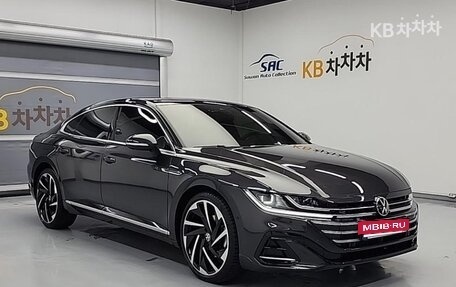 Volkswagen Arteon I, 2022 год, 3 900 000 рублей, 4 фотография