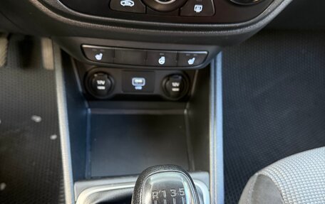 Hyundai Solaris II рестайлинг, 2019 год, 1 400 000 рублей, 12 фотография