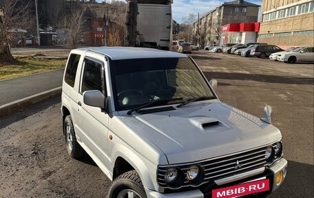 Mitsubishi Pajero Mini II, 2001 год, 410 000 рублей, 2 фотография