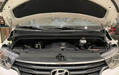 Hyundai H-1 II рестайлинг, 2019 год, 1 950 000 рублей, 9 фотография
