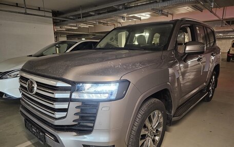 Toyota Land Cruiser, 2023 год, 9 000 000 рублей, 2 фотография