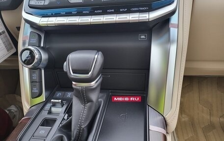 Toyota Land Cruiser, 2023 год, 9 000 000 рублей, 20 фотография