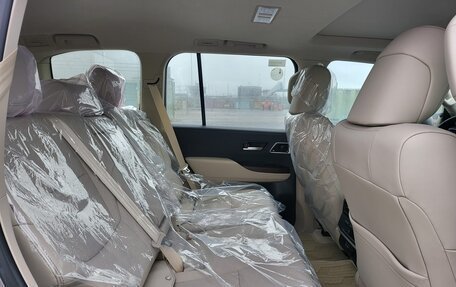 Toyota Land Cruiser, 2023 год, 9 000 000 рублей, 32 фотография