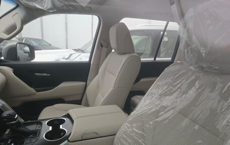 Toyota Land Cruiser, 2023 год, 9 000 000 рублей, 34 фотография