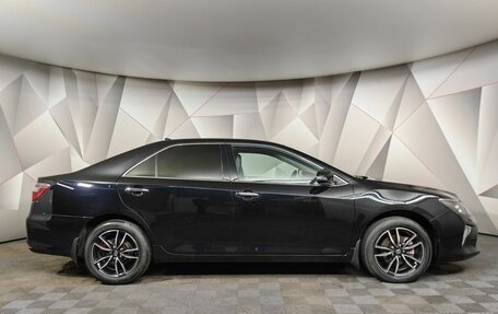 Toyota Camry, 2017 год, 2 693 000 рублей, 6 фотография