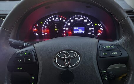 Toyota Camry, 2009 год, 800 000 рублей, 5 фотография