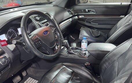 Ford Explorer VI, 2019 год, 2 900 000 рублей, 10 фотография