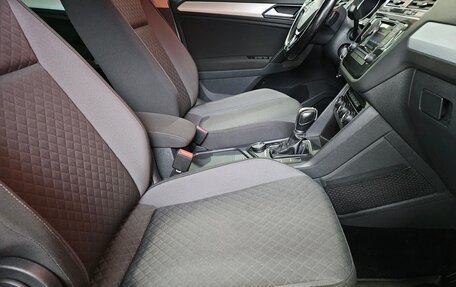 Volkswagen Tiguan II, 2017 год, 1 845 000 рублей, 12 фотография