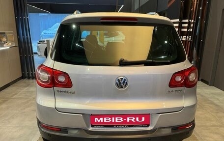 Volkswagen Tiguan I, 2010 год, 999 000 рублей, 5 фотография