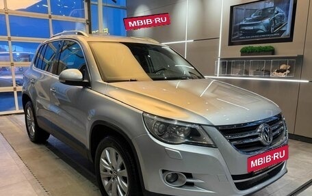 Volkswagen Tiguan I, 2010 год, 999 000 рублей, 3 фотография
