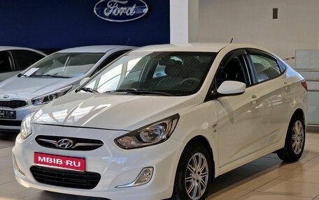 Hyundai Solaris II рестайлинг, 2013 год, 880 000 рублей, 1 фотография