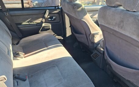 Mitsubishi Pajero III рестайлинг, 1994 год, 450 000 рублей, 2 фотография