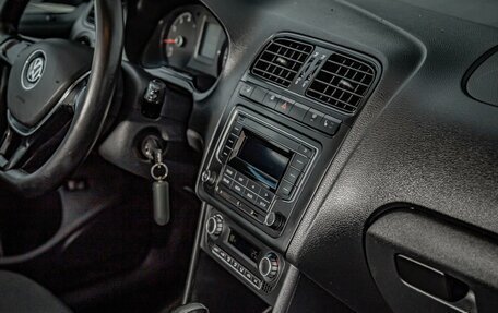 Volkswagen Polo VI (EU Market), 2017 год, 1 130 000 рублей, 21 фотография