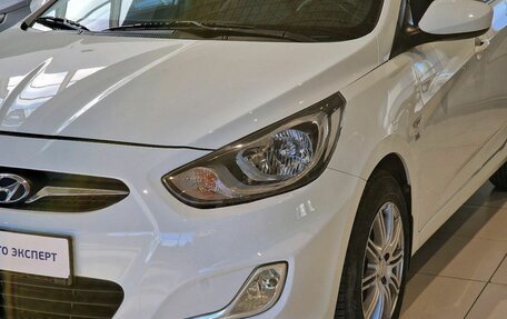 Hyundai Solaris II рестайлинг, 2013 год, 880 000 рублей, 2 фотография