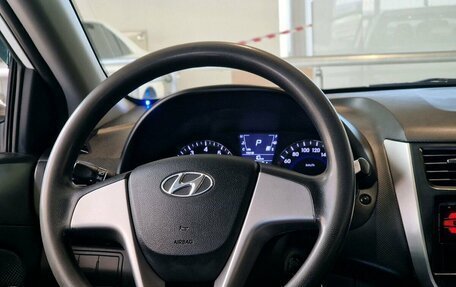 Hyundai Solaris II рестайлинг, 2013 год, 880 000 рублей, 9 фотография