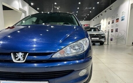 Peugeot 206, 2002 год, 240 000 рублей, 9 фотография