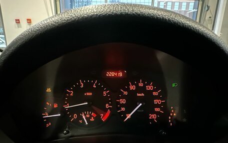 Peugeot 206, 2002 год, 240 000 рублей, 18 фотография