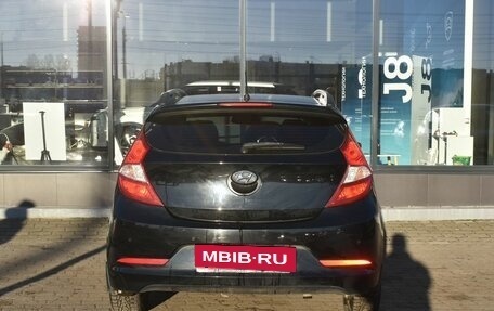 Hyundai Solaris II рестайлинг, 2015 год, 940 000 рублей, 6 фотография