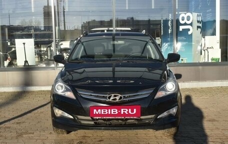 Hyundai Solaris II рестайлинг, 2015 год, 940 000 рублей, 2 фотография