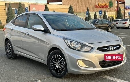 Hyundai Solaris II рестайлинг, 2013 год, 885 000 рублей, 8 фотография