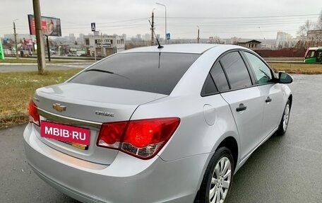 Chevrolet Cruze II, 2012 год, 725 000 рублей, 5 фотография